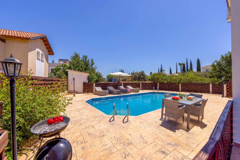 Sport & Beauty 4, Villa Korona