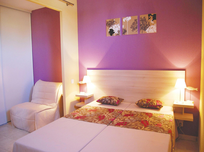 Room 2, Mediterranean Holiday Home, Torreilles, Pyrénées-Orientales