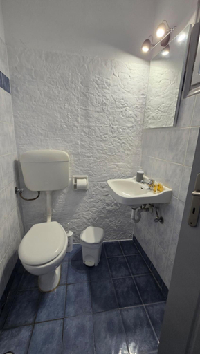 Bathroom 3, Camares, South Aegean