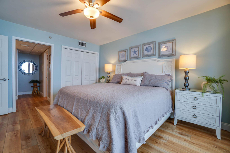 Bedroom 3, Long Beach Resort by Panhandle Getaways, Bay