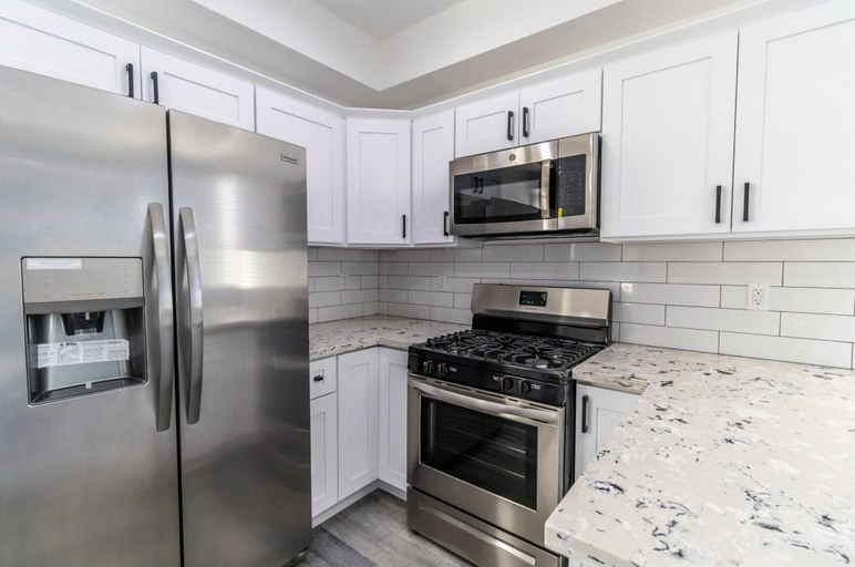 Others 5, Modern Homestay 2, Los Angeles