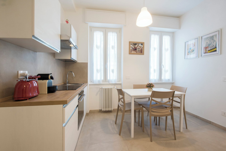 Others 5, Bramante Apartment, Milano