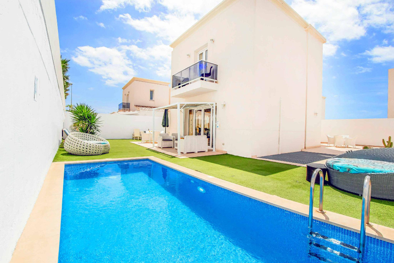 Sport & Beauty 4, Villa Campanula, Santa Cruz de Tenerife