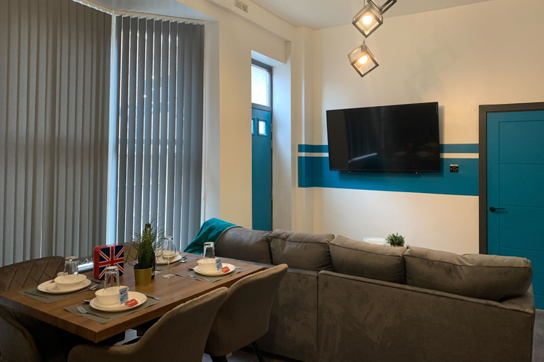 Interior, Tudors Spacious Apartments, Birmingham