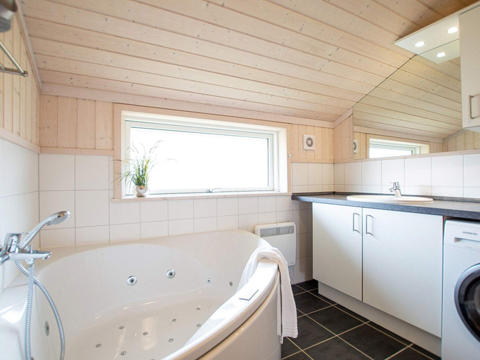 Interior 2, 4 Star Holiday Home in Grossenbrode, Ostholstein
