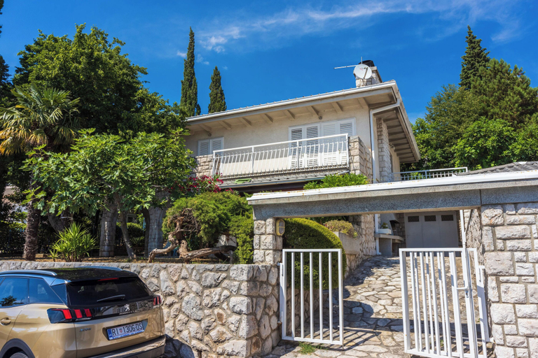 Building design 2, Apartment Aura, Crikvenica