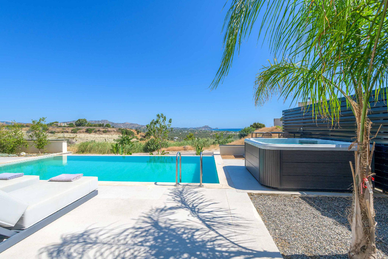 5, Villa Trapezia Diamond, South Aegean