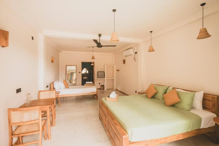 Room 4, Sea Station by Unrushed, Habaraduwa