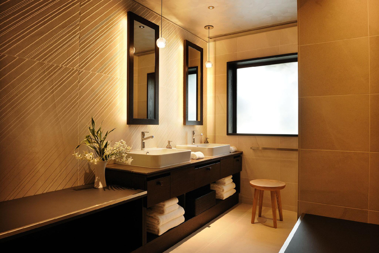 Bathroom 4, HOSHINOYA Okinawa, Yomitan