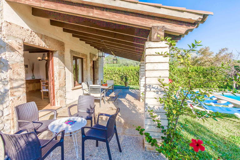 4, Villa Totxa, Baleares