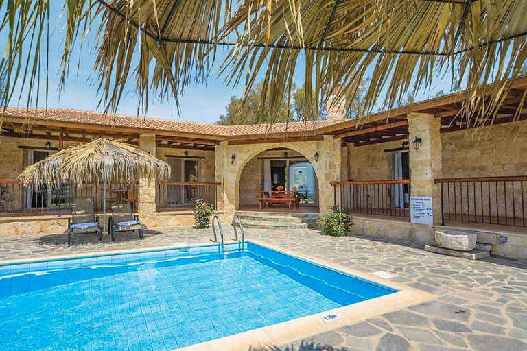 Others 3, Villa Lianti