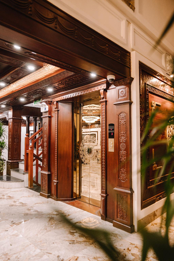 Entrance 4, Doris Luxury Hotel, Hoàng Mai