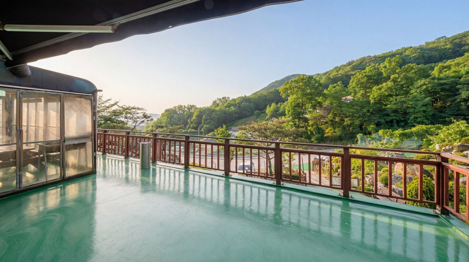 Exterior 3, Ganghwado Gagopa Family Group Pension, Ganghwa