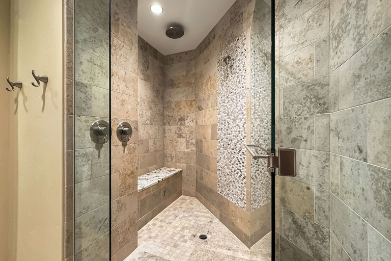 Spa, Constellation Luxury Residences, Placer