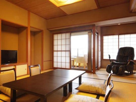 Others, Haginoya, Murakami