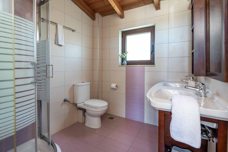 Bathroom 2, Villa Mandarin Platanias, Crete