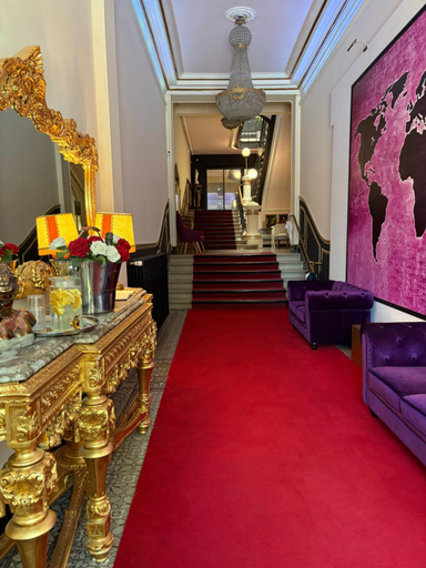 Public Area 3, Salon Boyer, Marne