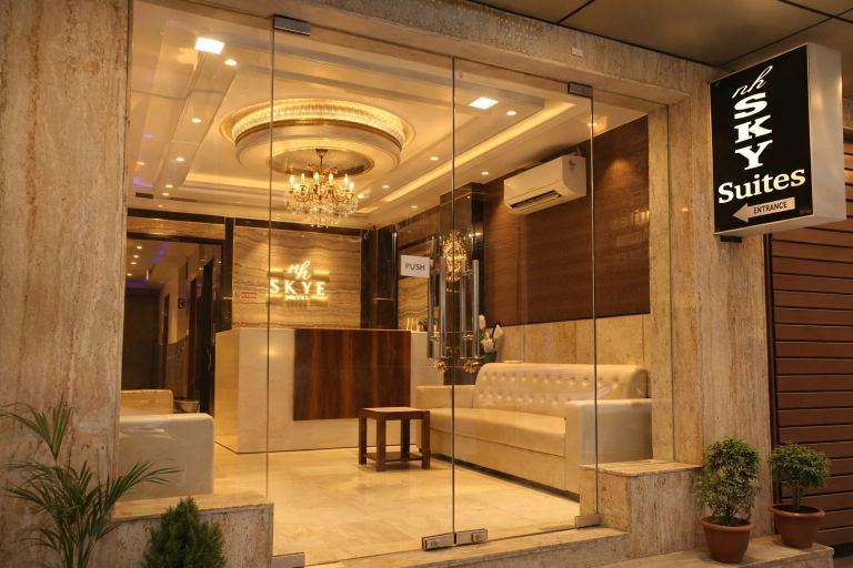 Lobby, NH Skye Suites Hotel, Delhi