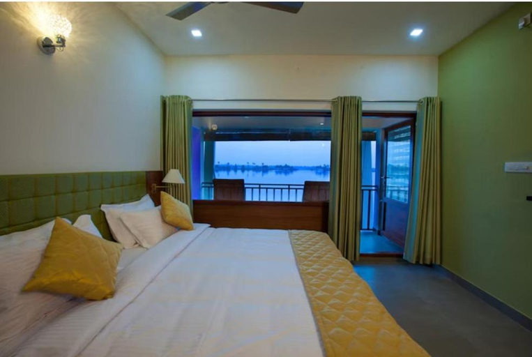Bedroom 3, Mira's PMC Lakeshore Resort, Alappuzha