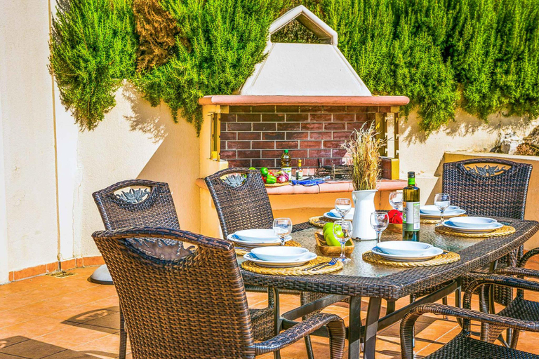 Food & Drinks, Villa Louloudia, Ionian Islands