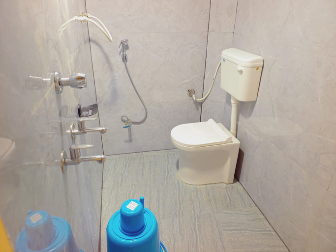 Bathroom 5, Hotel Mahakal Ujjain Prime, Ujjain