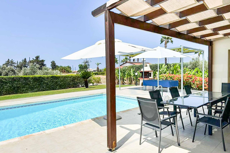 2, Villa Alexalia