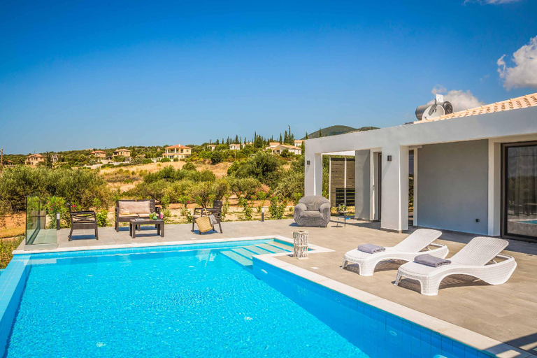 Others 5, Villa Maria Theo, Ionian Islands