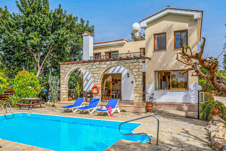 4, Villa Irene Polis