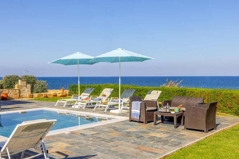 2, Villa Artemis I