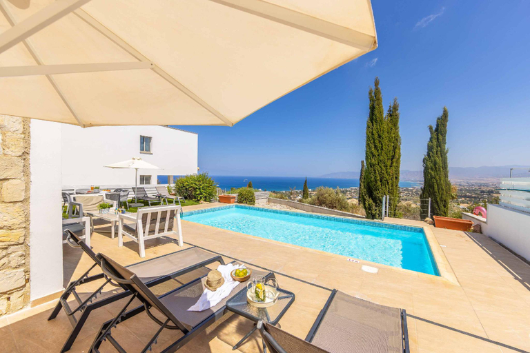Others 5, Villa Latchi View