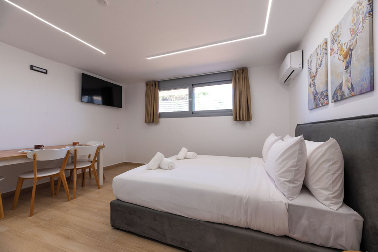 Room 2, Aether Suites Near Athens Airport by SEM, Attica