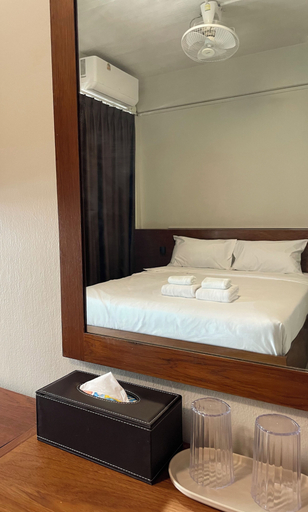 Room 5, ON'S Place, Pattaya