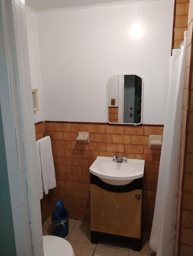 3, BV MOTEL, Clark
