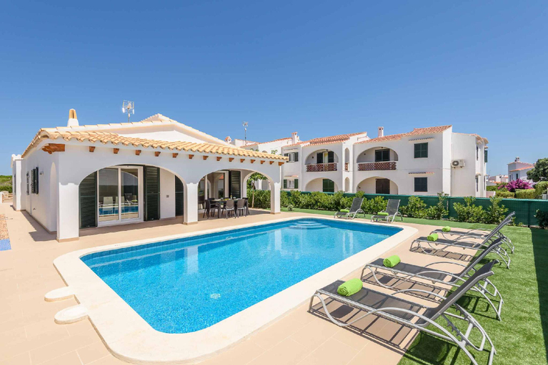 Others 5, Villa Anabel, Baleares