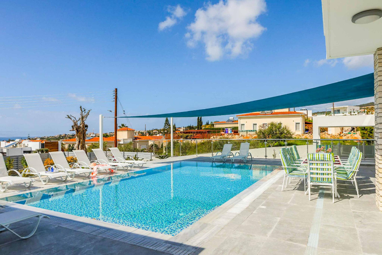 Sport & Beauty 2, Villa Alderbaran