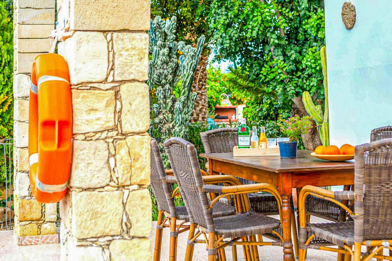 Food & Drinks, Villa Irene Polis