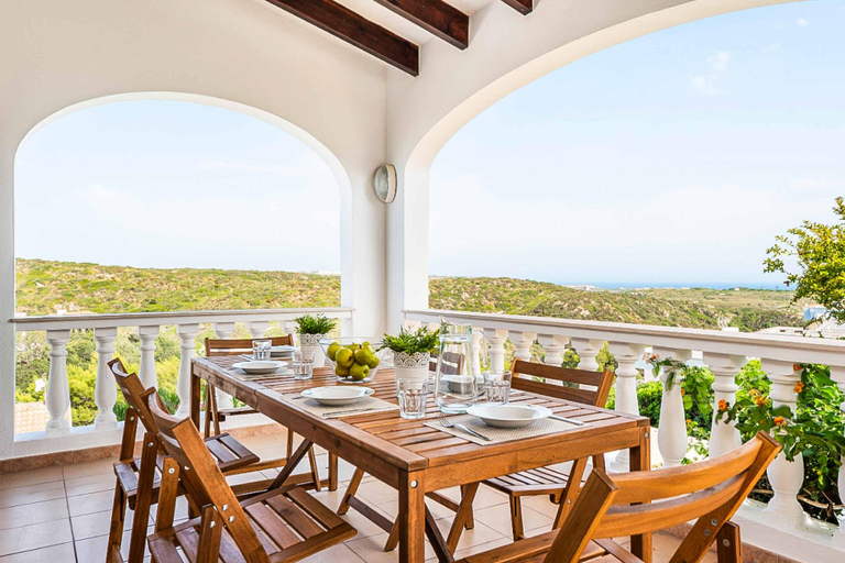 Others 3, Villa Cala Llonga, Baleares
