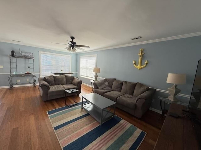 Living area 4, Wells On 7th 4 Bedroom Home by RedAwning, Horry