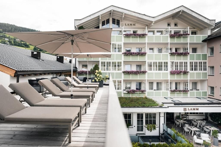 Exterior & Views 2, Posthotel Lamm, Bolzano