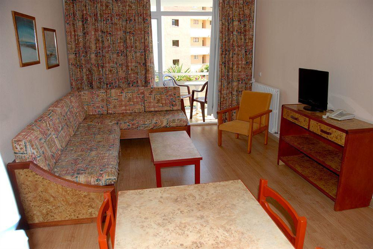Others 5, Apartamentos Marthas, Baleares