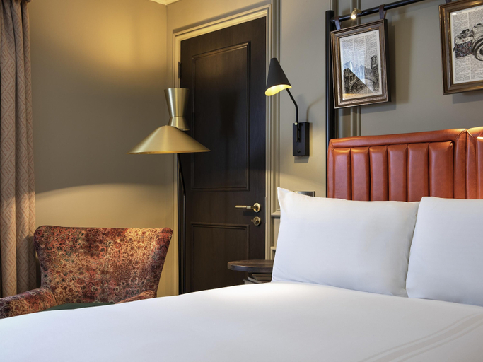 Bedroom 2, Mercure Oxford Eastgate Hotel, Oxfordshire