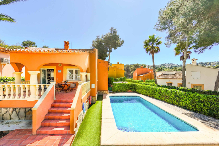 Others 4, Villa Pinya, Alicante