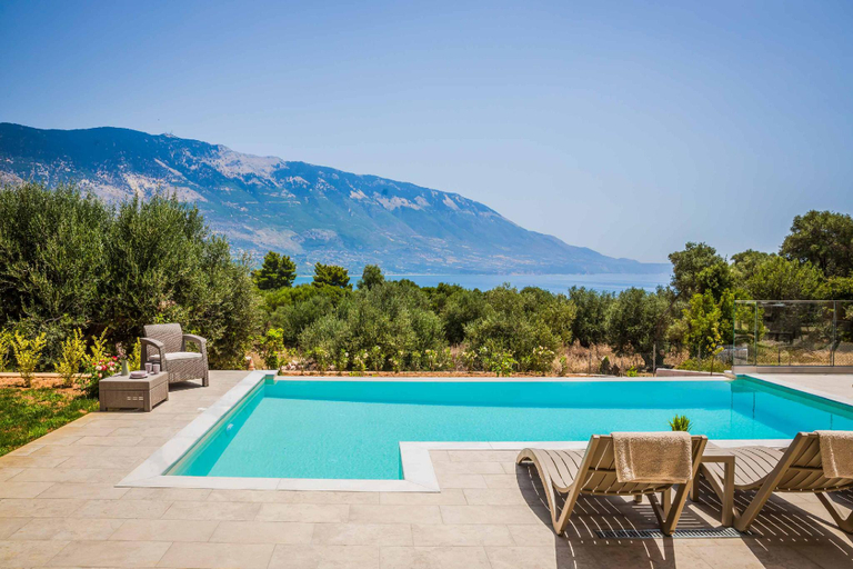 4, Villa Montagna Mare, Ionian Islands