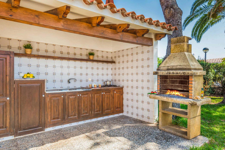Others 5, Villa Jalima, Baleares