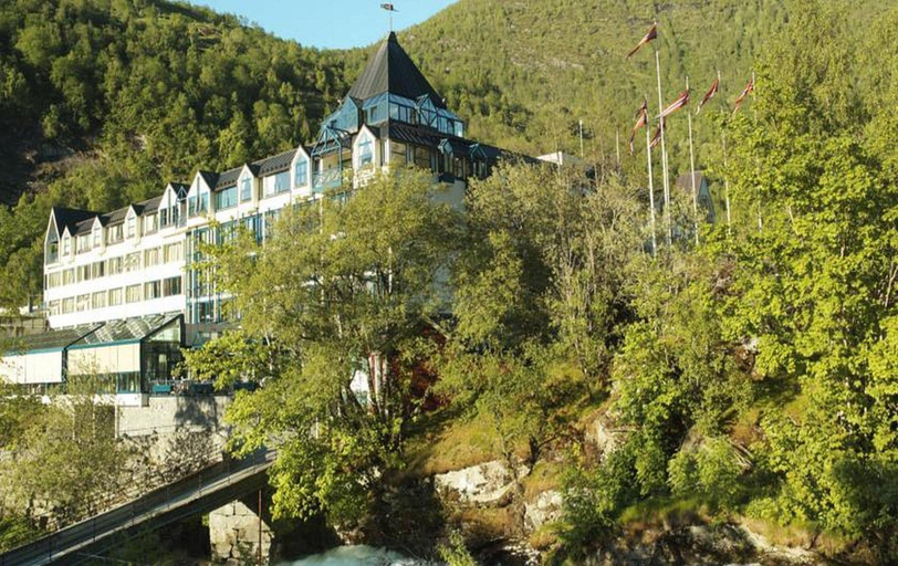 Exterior & Views 1, Hotel Union Geiranger Bad & Spa, Stranda
