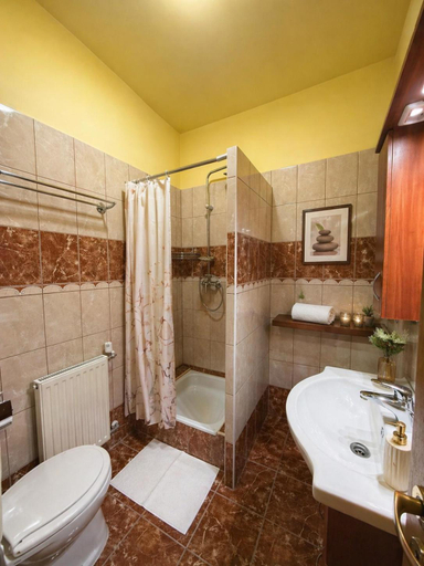Bathroom, HoldLux Green Keyless 0-24 Apartman, Sárvár