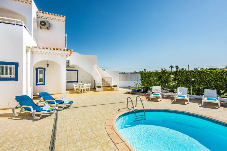 Others 5, Villa Dois Pinheiros, Albufeira