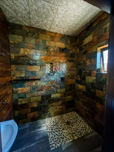 Bathroom 3, Mukani B&B, Lobatse