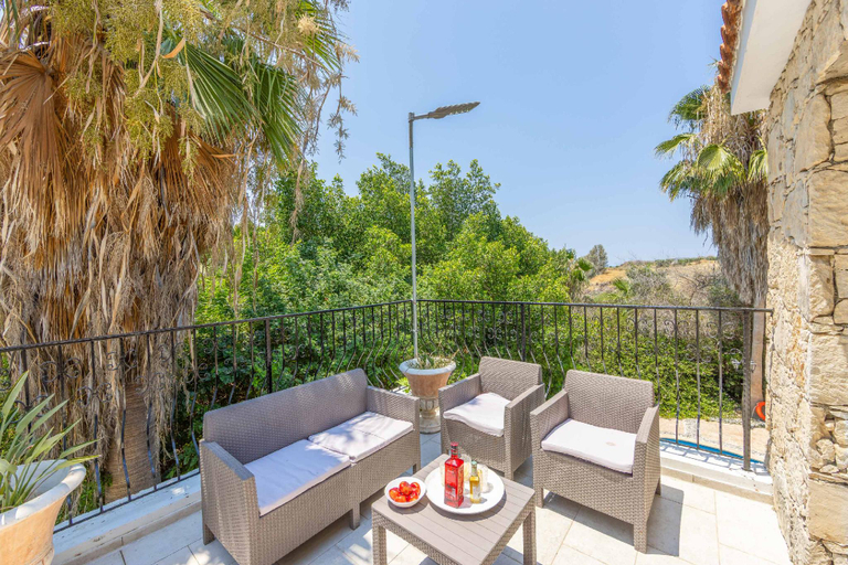Others 4, Villa Anna Argaka