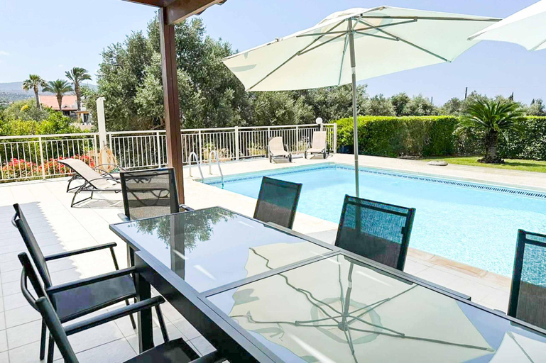 3, Villa Alexalia